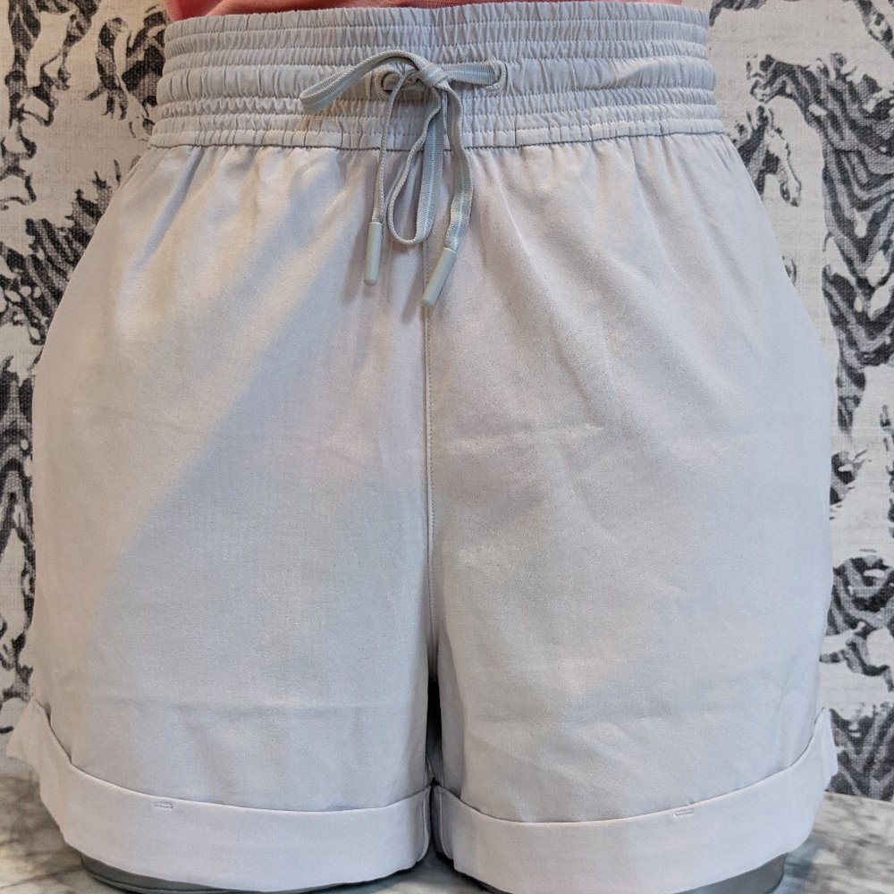 NWOT Lululemon "On the Fly" Drawstring Shorts